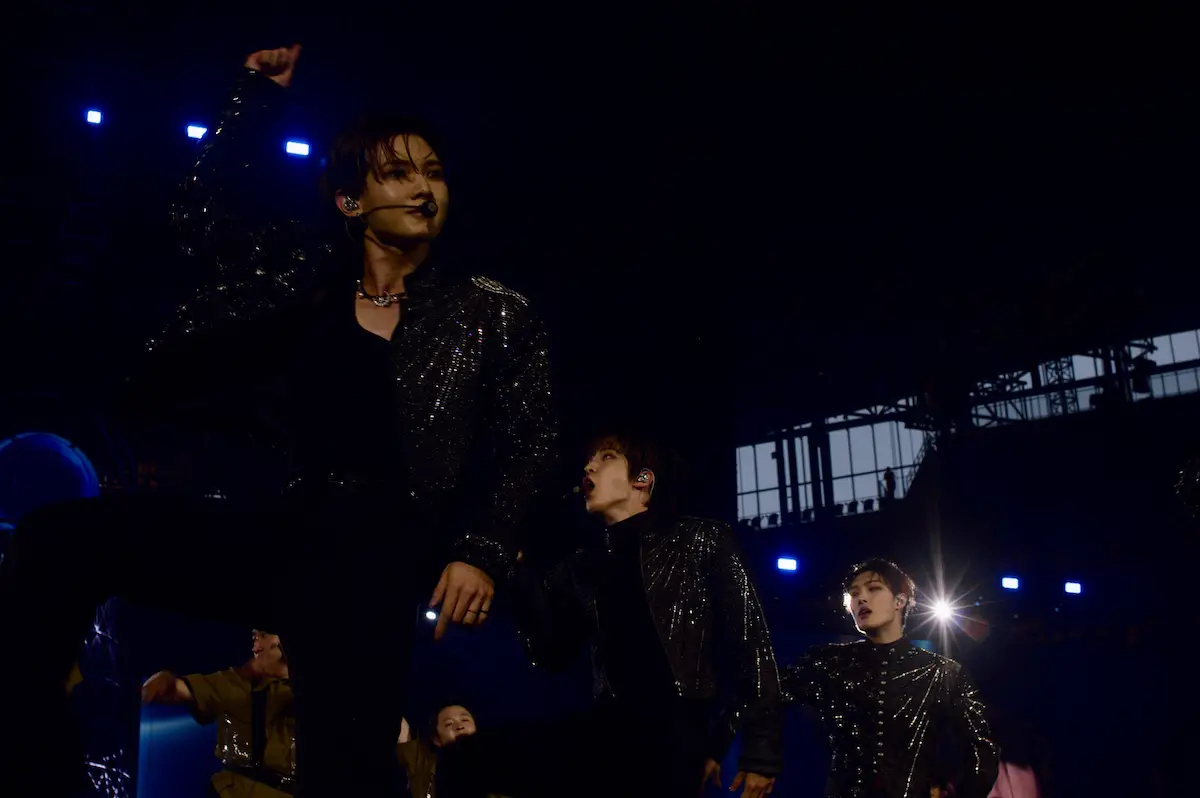 ATEEZ live in Texas (L to R): Yeosang, Yunho, Mingi © Freya Rinaldi